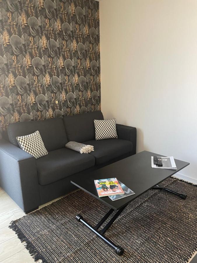 Studio Cosy Tt Confort Proche Aeroport 科隆别索尼约 外观 照片